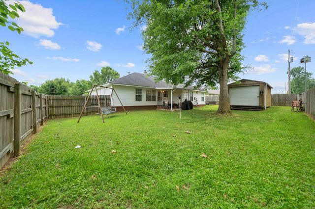 1806 Pinewood, Beebe, AR 72012
