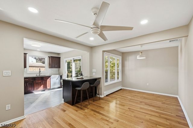 64 Truman Blvd, Oakland Boro, NJ 07436