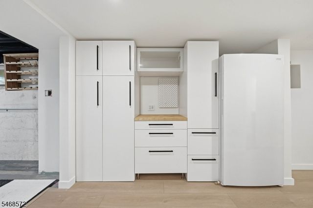 64 Truman Blvd, Oakland Boro, NJ 07436