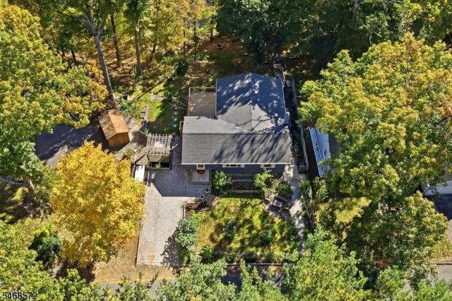 64 Truman Blvd, Oakland Boro, NJ 07436