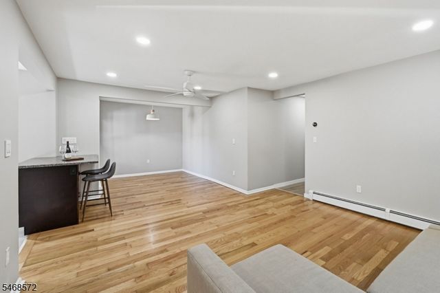64 Truman Blvd, Oakland Boro, NJ 07436