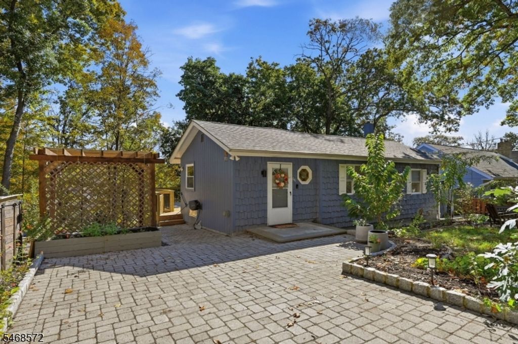 64 Truman Blvd, Oakland Boro, NJ 07436 — photo 4