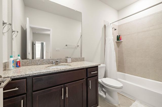 604 Spindrift LN, Leander, TX 78641