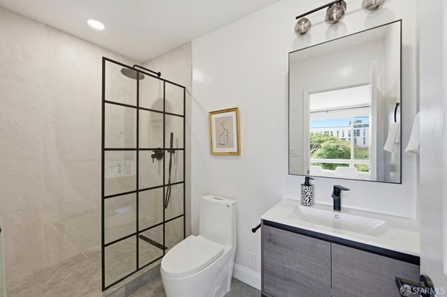 128 Tara Street, San Francisco, CA 94112