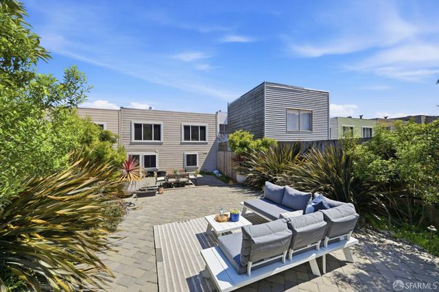 128 Tara Street, San Francisco, CA 94112