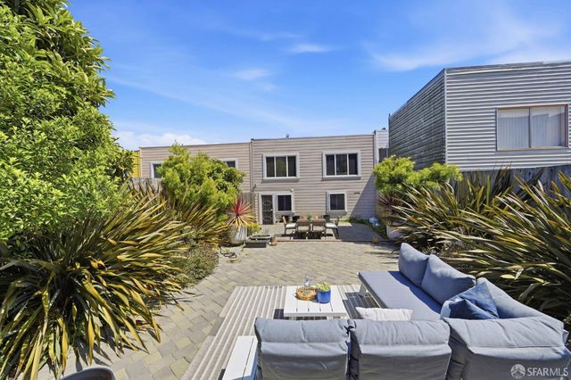128 Tara Street, San Francisco, CA 94112