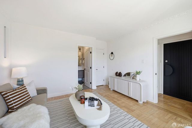 128 Tara Street, San Francisco, CA 94112