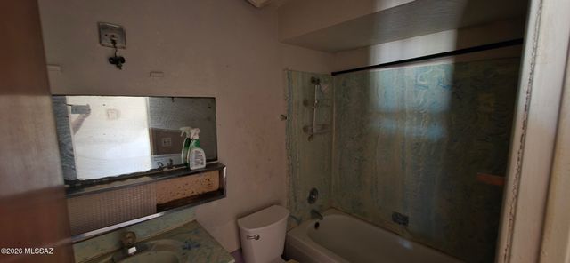 1219 W Ontario Street, Tucson, AZ 85745