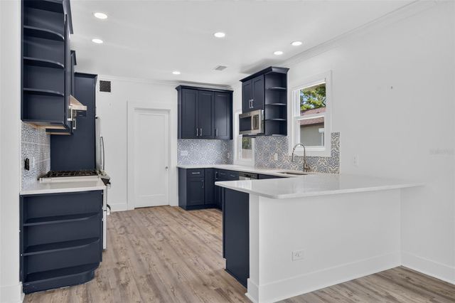 2326 4TH AVENUE N, St Petersburg, FL 33713