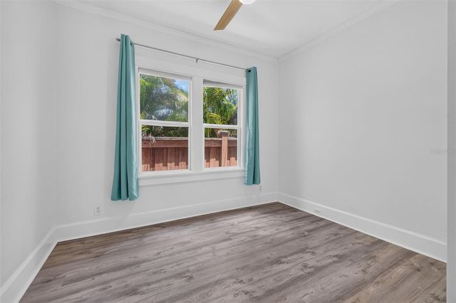 2326 4TH AVENUE N, St Petersburg, FL 33713
