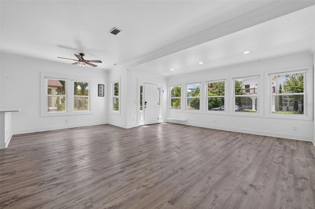 2326 4TH AVENUE N, St Petersburg, FL 33713