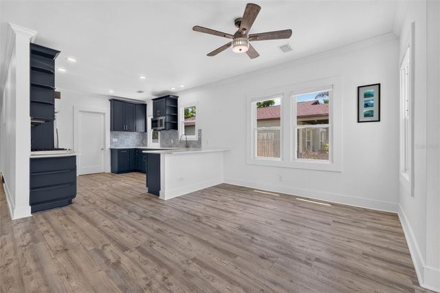 2326 4TH AVENUE N, St Petersburg, FL 33713