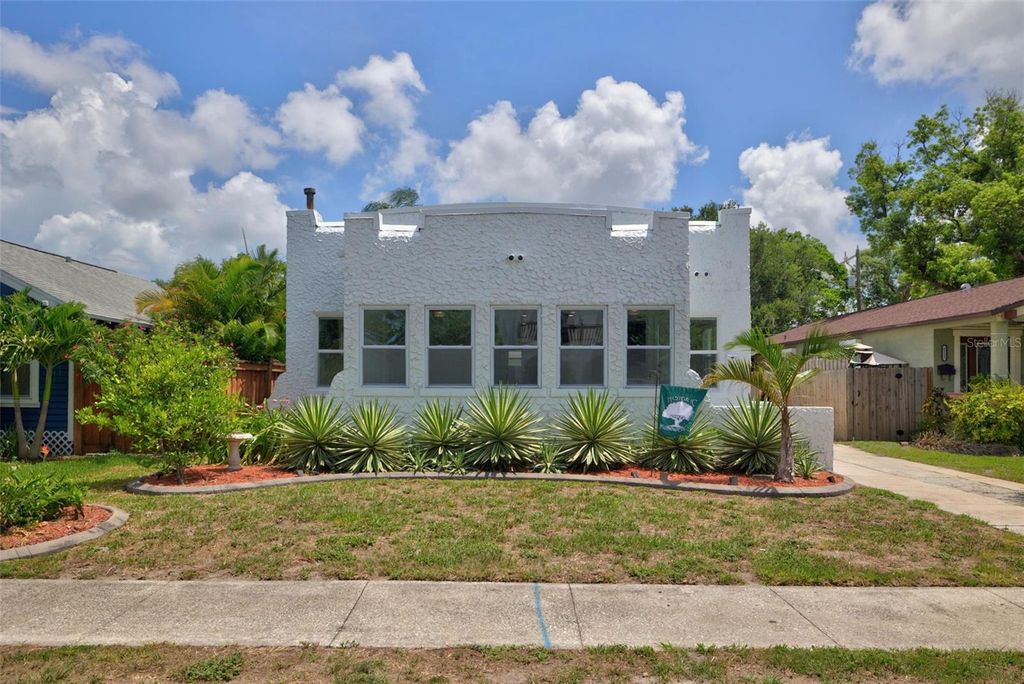 2326 4TH AVENUE N, St Petersburg, FL 33713