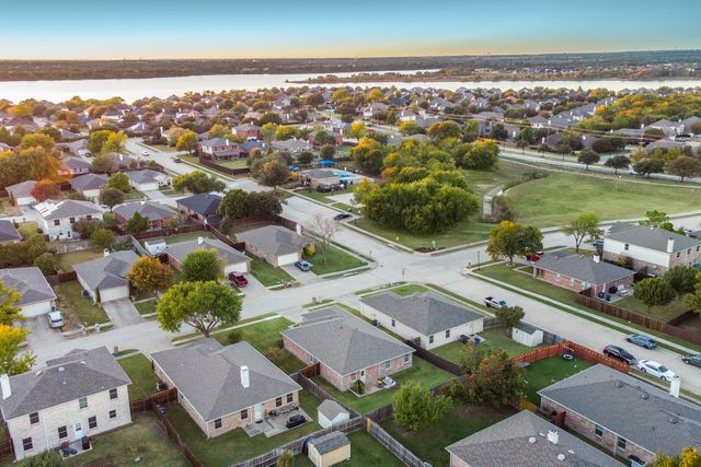 2633 Rockport Lane, Little Elm, TX 75068