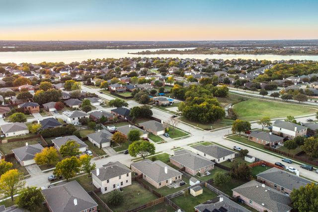 2633 Rockport Lane, Little Elm, TX 75068