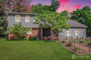 2 Abbott Court, Edison, NJ 08820