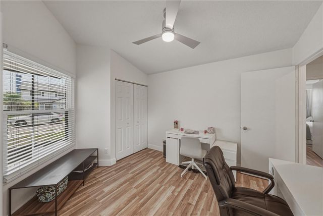 8601 COTTONWAY LANE, Tampa, FL 33635