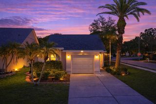 8601 COTTONWAY LANE, Tampa, FL 33635