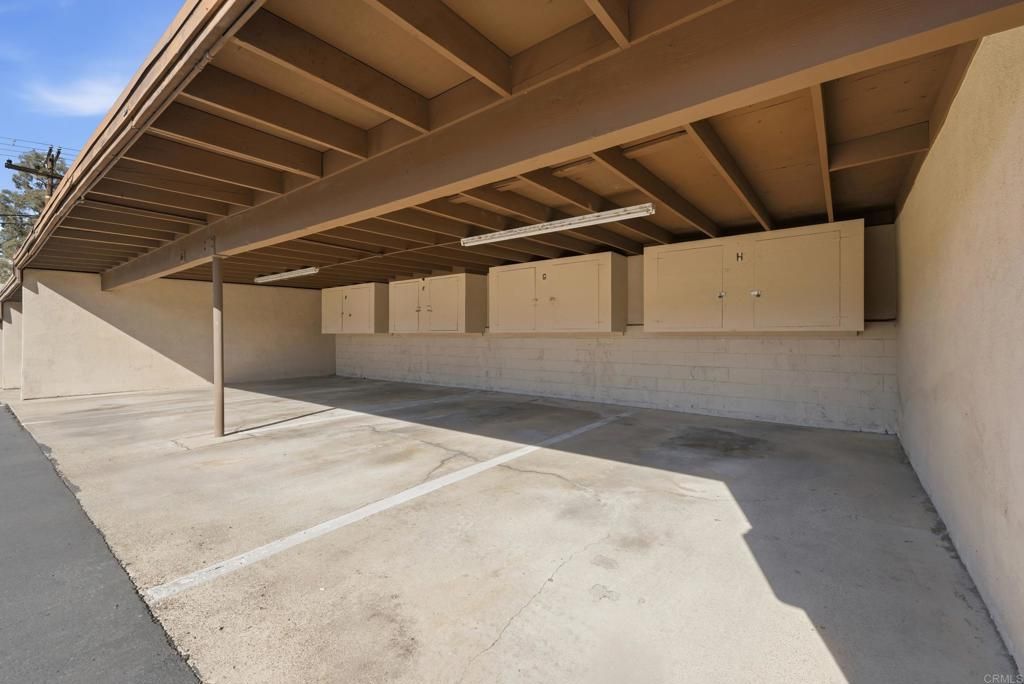 Image 22 of property listing at 5931 Howell Drive 7, La Mesa, CA 91942