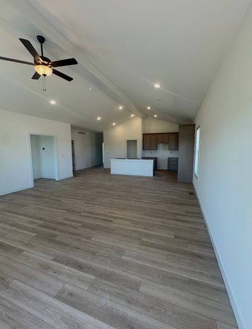 6120 Thor Avenue, Davenport, IA 52807