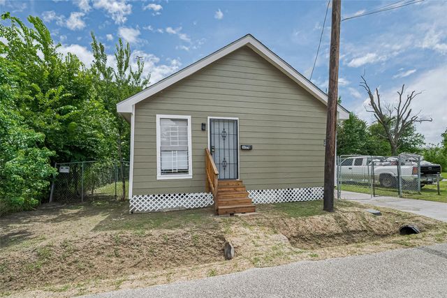 3024 Brackenridge Street, Houston, TX 77026