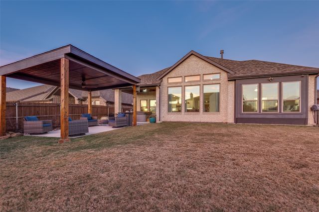 425 Acadia Lane, Forney, TX 75126