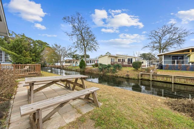 1802 Sunrise Dr., Surfside Beach, SC 29575