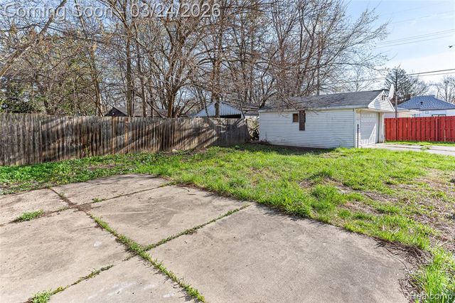 8600 Fielding Street, Detroit, MI 48228