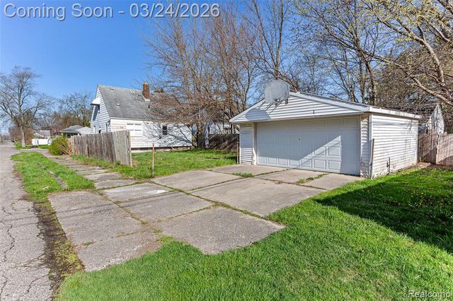 8600 Fielding Street, Detroit, MI 48228