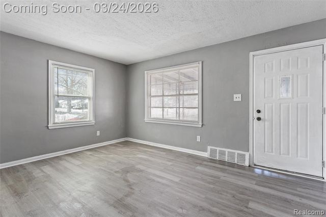 8600 Fielding Street, Detroit, MI 48228