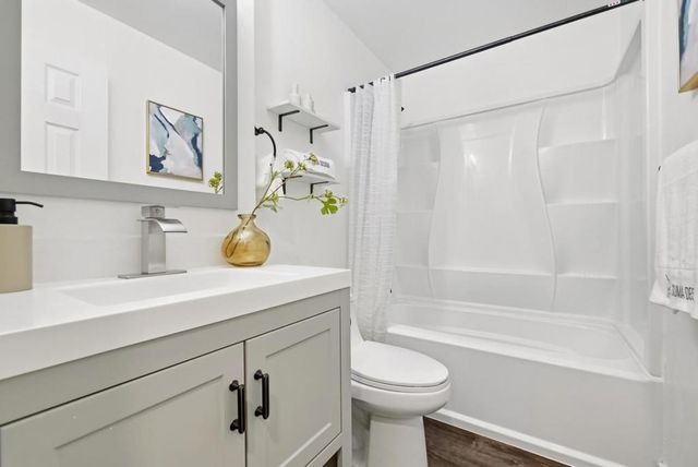 3556 Squirecreek Circle, San Jose, CA 95121