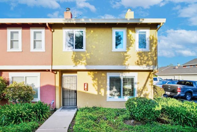 3556 Squirecreek Circle, San Jose, CA 95121