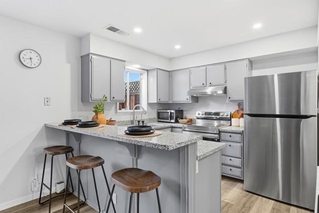 3556 Squirecreek Circle, San Jose, CA 95121