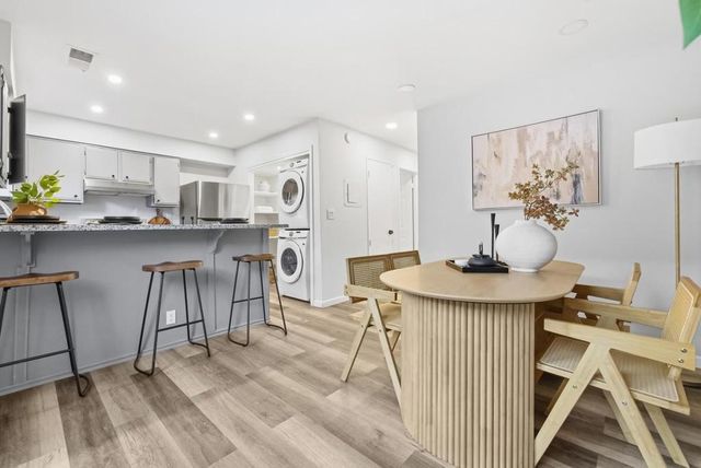 3556 Squirecreek Circle, San Jose, CA 95121