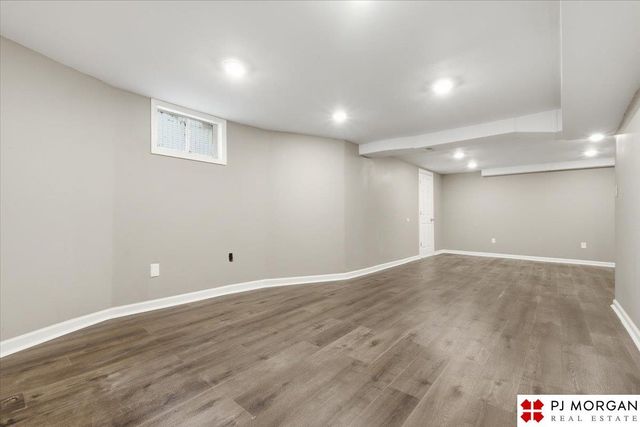 3712 Hawthorne Avenue, Omaha, NE 68131
