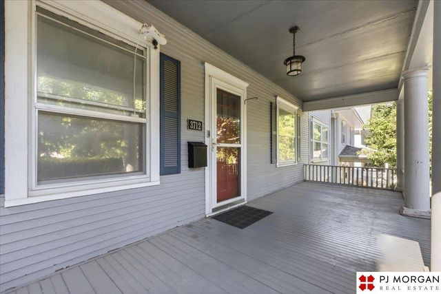 3712 Hawthorne Avenue, Omaha, NE 68131