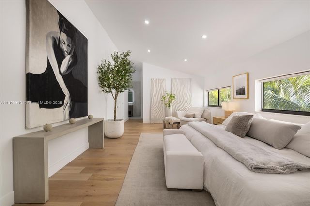 2000 S Bayshore Dr 4, Coconut Grove, FL 33133