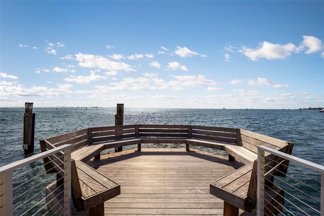 2000 S Bayshore Dr 4, Coconut Grove, FL 33133