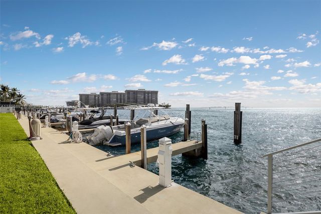 2000 S Bayshore Dr 4, Coconut Grove, FL 33133