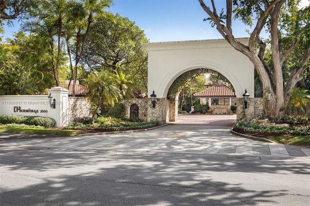 2000 S Bayshore Dr 4, Coconut Grove, FL 33133