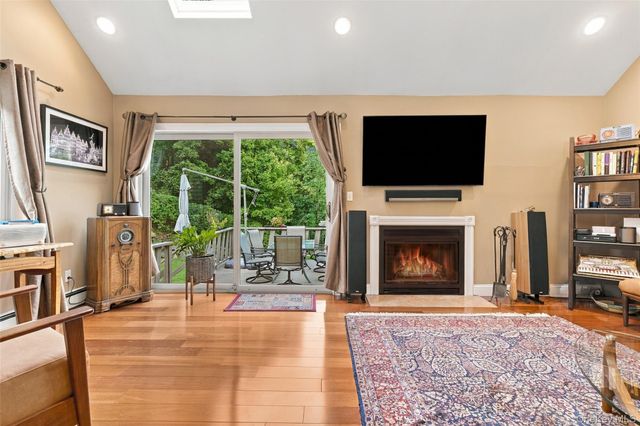 601 Hunters Run, Dobbs Ferry, NY 10522