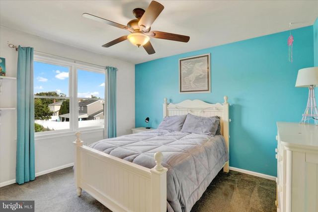 1825 BADGER RD, Bensalem, PA 19020