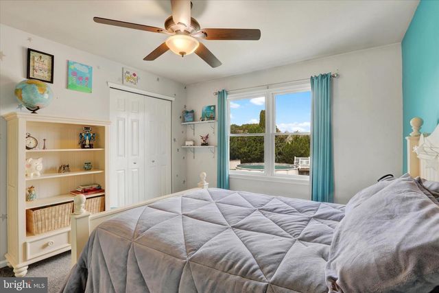 1825 BADGER RD, Bensalem, PA 19020