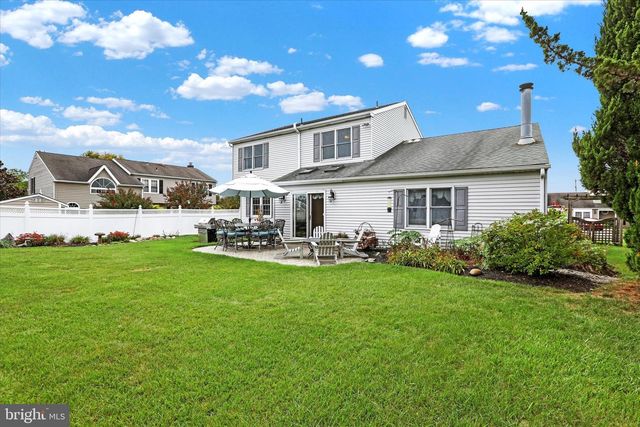 1825 BADGER RD, Bensalem, PA 19020