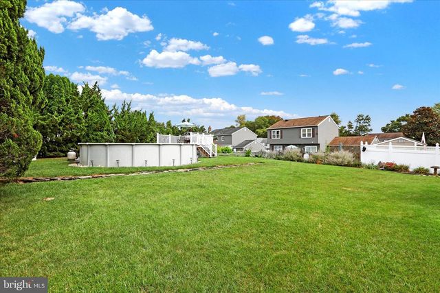 1825 BADGER RD, Bensalem, PA 19020