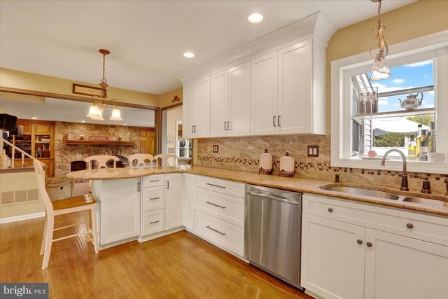 1825 BADGER RD, Bensalem, PA 19020