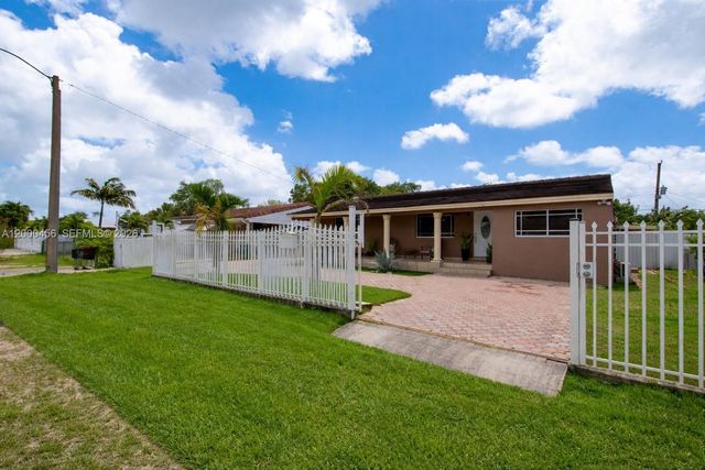 3030 NW 90th St, Miami, FL 33147