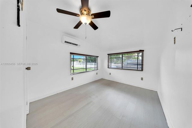 3030 NW 90th St, Miami, FL 33147