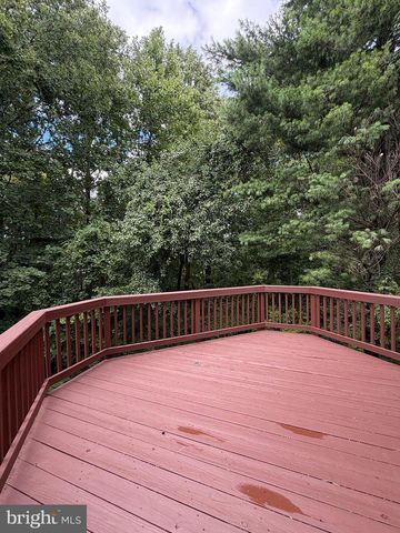 12109 SUTTON LN, Bowie, MD 20720