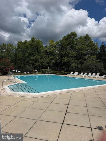 12109 SUTTON LN, Bowie, MD 20720